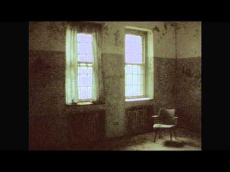 Gangrene (The Alchemist & Oh No) – The Last Great Disgrace (Vidéo) Image de prévisualisation YouTube