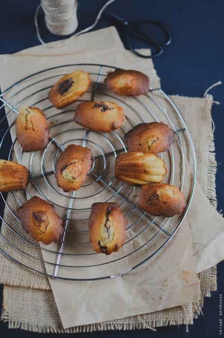 Madeleines à la noix de coco, coeur fondant au chocolat Madeleines noix de coco, coeur fondant au chocolat