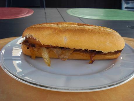 PREGOS (SANDWICH PORTUGAIS) CIMG4126