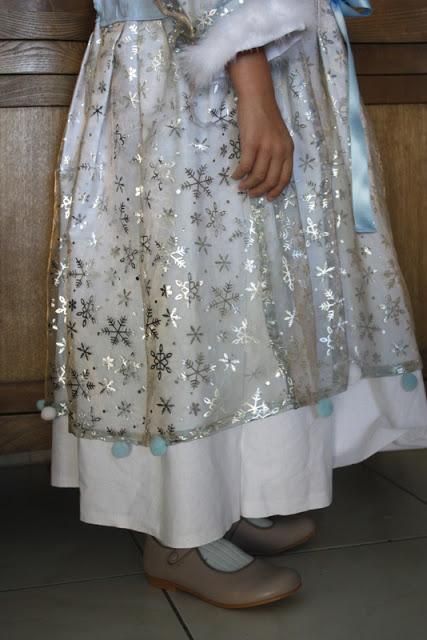 Couture (8): un déguisement de la Reine des Neiges (revisité) Couture (8): un déguisement de la Reine des Neiges (revisité)