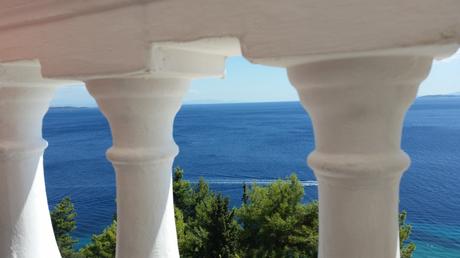 La France ici ou là-bas, quand on est en vacances.... La France ici ou là-bas, quand on est en vacances....