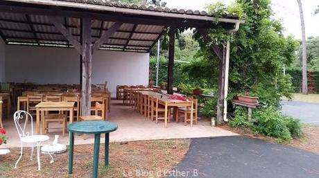 Avis sur le village-vacances Arc en Ciel à Oléron Terrasse du restaurant