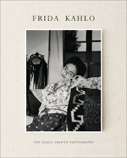 Frida Khalo : Douleur & intimité Frida Khalo : Douleur & intimité