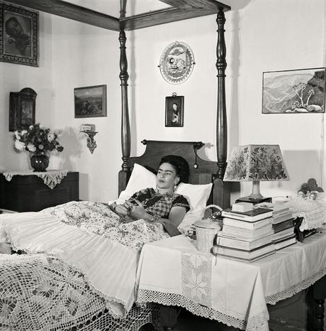 Frida Khalo : Douleur & intimité Frida Khalo : Douleur & intimité