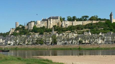 CHINON (Indre-et-Loire) zz06