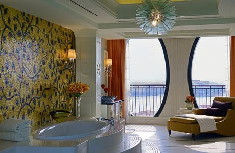 The Ritz-Carlton Abu Dhabi, Grand Canal Royal Suite Bathroom canal view