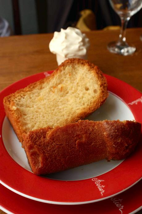 Le classique baba au rhum © P.Faus