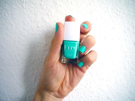 Prolonger l’été avec le vernis Caicos de Kure Bazaar Prolonger l'été avec le vernis Caicos de Kure Bazaar - Charonbelli's blog beauté