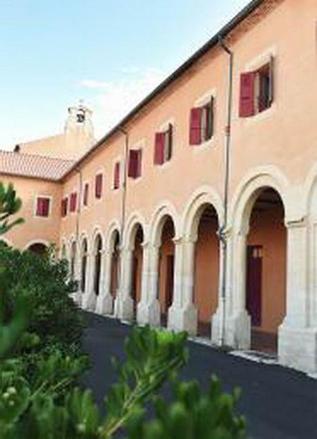 Appel à Projets pour résidences de création artistique – Théâtre des Franciscains – Béziers Appel à Projets pour résidences de création artistique – Théâtre des Franciscains – Béziers