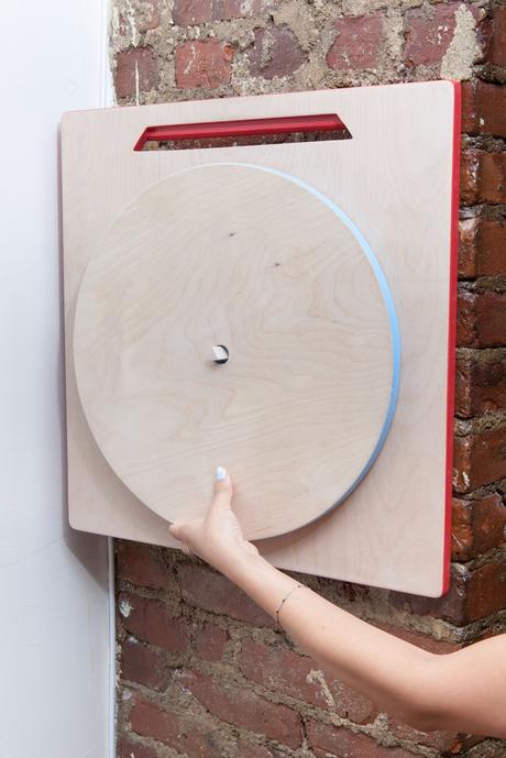 Projet étudiant : Bauhaus Stool tabouret carré rond triangle par Catherine Lee Projet étudiant : Bauhaus Stool tabouret carré rond triangle par Catherine Lee