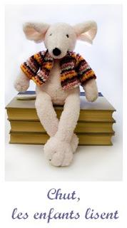 Chut les enfants lisent #20 - La chenille qui fait des trous Chut les enfants lisent #20 - La chenille qui fait des trous