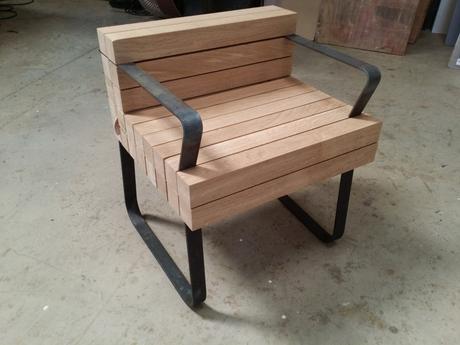 Chaiss petit fauteuil par Sébastien Mazzoni Chaiss petit fauteuil par Sébastien Mazzoni