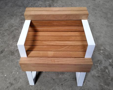 Chaiss petit fauteuil par Sébastien Mazzoni Chaiss petit fauteuil par Sébastien Mazzoni