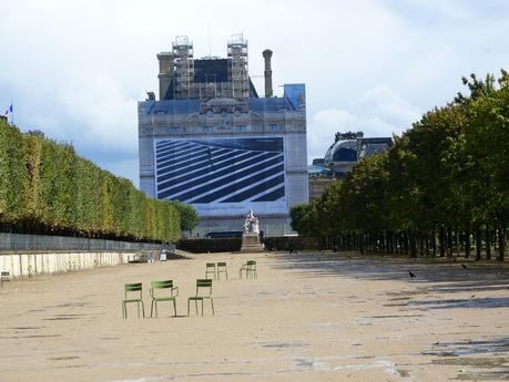 La traversée des Tuileries à la nage ... ou presque ! P1180147