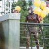 Flash Synopsis photos promos l'épisode 2.01