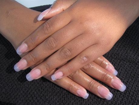 Quels vernis à ongles choisir ? faux-ongle-gel-naturel
