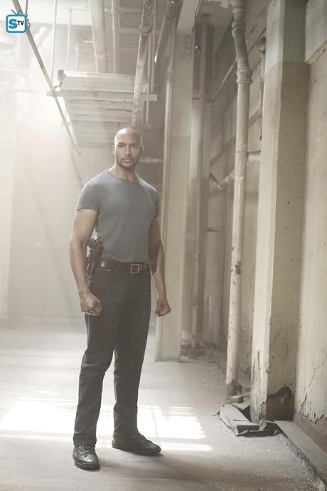 Agents of SHIELD : Des photos du casting de la saison 3 ! Agents of SHIELD : Des photos du casting de la saison 3 !