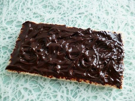 tartinade 100% crue au cacao et au sirop de yacon (diététique, végane, sans gluten, sans sucre, sans lait et riche en fibres) P1240974