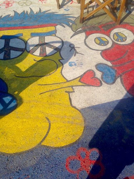 Envie #105 : en mode voyage / A la découverte de Matala, la ville des hippies / Crète matala crete