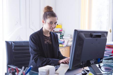 Jeune Diplômée : la websérie de la génération Y tiphaine-haas