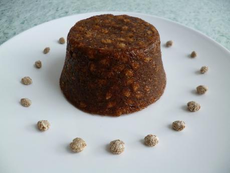 gâteau cru pomme pruneau aux céréales de son de blé et au psyllium (diététique, sans oeuf ni beurre ni cuisson, riche en fibres) P1240988
