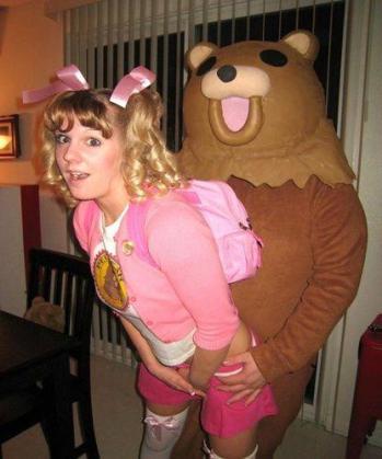 Pedobear, en avant les histoires ! (Chronique Vidéo) 1251692145814