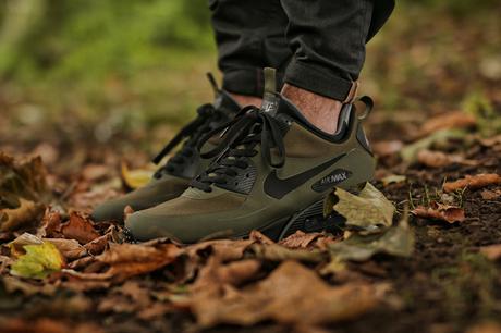 Nike Air Max 90 Mid Winter Dark Loden Nike-Air-Max-90-Mid-Winter-Dark-Loden-Black-Dark-Grey-806808-300-1