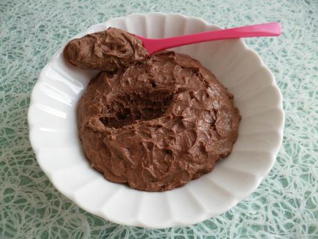 crème dessert soja chocolat (hyperprotéinée, diététique, sans sucre, sans oeuf, sans beurre, sans cuisson et riche en fibres) P1240929