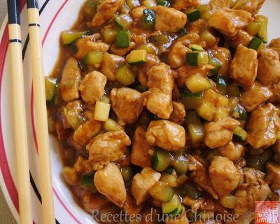 Poulet sauté à la pâte de soja fermentée (huang jiang / doenjang) 酱爆鸡丁 jiàngbào jīdīng