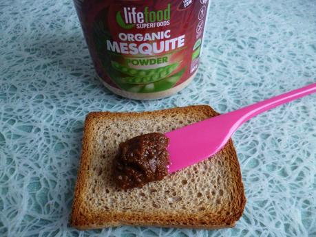 tartinade 100% crue à la mesquite et au beurre de cacao (diététique, végane, sans sucre ni lait, sans gluten et riche en fibres) P1250020