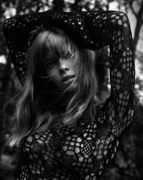 Welcome to my world #7 20-welcome-to-my-world-folkr-eye-contact-naomi-filippa-by-patrick-demarchelier
