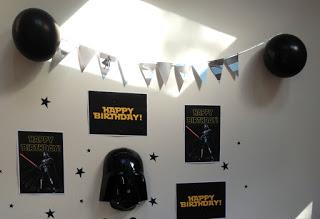 Que la faim soit avec toi (anniversaire star Wars) Que la faim soit avec toi (anniversaire star Wars)