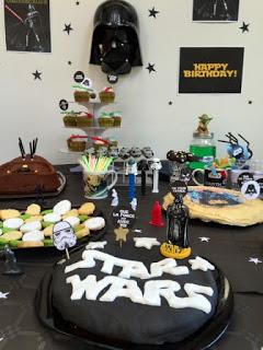 Que la faim soit avec toi (anniversaire star Wars) Que la faim soit avec toi (anniversaire star Wars)