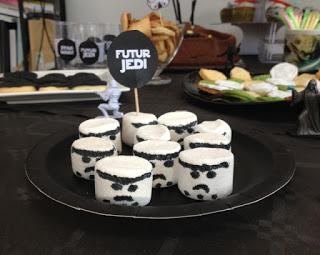 Que la faim soit avec toi (anniversaire star Wars) Que la faim soit avec toi (anniversaire star Wars)