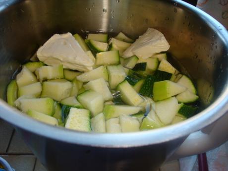 Soupe de courgettes à la vache qui rit Soupe de courgettes à la vache qui rit