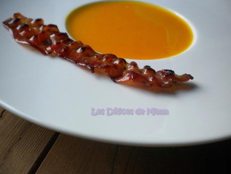 Soupe de potimarron simplissime et chips de bacon caramélisé Soupe de potimarron simplissime et chips de bacon caramélisé 3