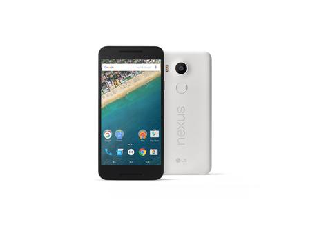 Google annonce des nouveautés Nexus, Chromecast et Pixel Nexus5X_O_WHITE_H2_03