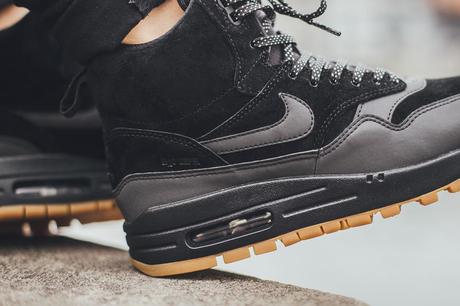 Nike-Wmns-Air-Max-1-Mid-Sneakerboot-H2O-REPEL-685267-003-4