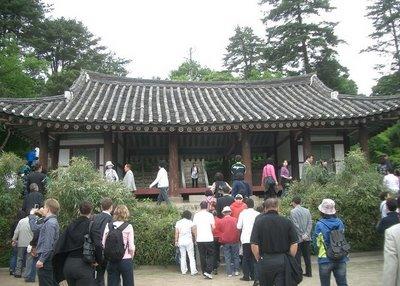 Visite de Kaesong (2) – Le Cirque