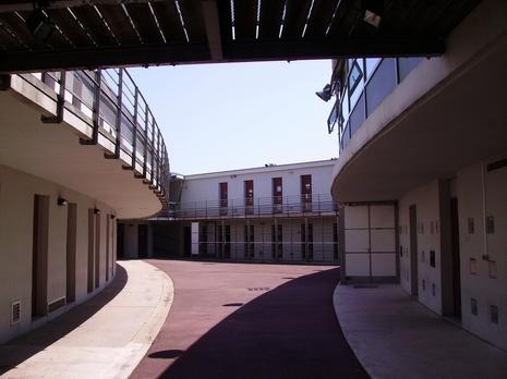 Accès vestiaires de Chaban Delmas