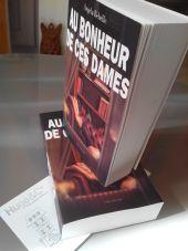 Plus que quelques jours avant Au Bonheur de ces dames d'Angela Behelle et si on jouait un peu.... Plus que quelques jours avant Au Bonheur de ces dames d'Angela Behelle et si on jouait un peu....