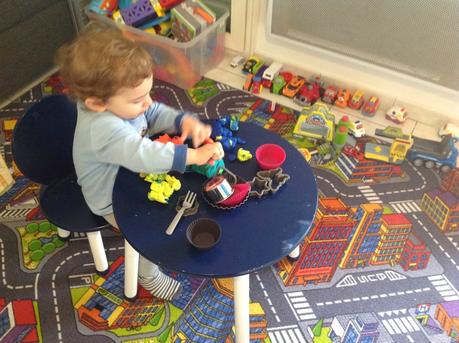 Atelier Pâte à modeler #Et toi à quoi tu joues ? IMG_0873