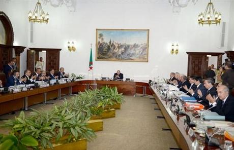 L'avant-projet de loi relatif à l'investissement approuvé par le Conseil des ministres