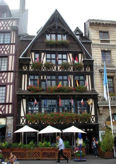 11960108_809477199174010_2099021780897550191_n 11960108_809477199174010_2099021780897550191_n