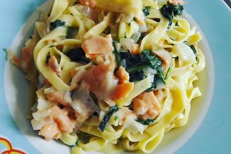 One pot pasta – Tagliatelles aux épinards et saumon fumé one pot pasta saumon epinards