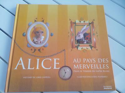 Alice au Pays des Merveilles - Dans le terrier du lapin blanc ♥ ♥ ♥ Eric Puybaret - La martinière jeunesse