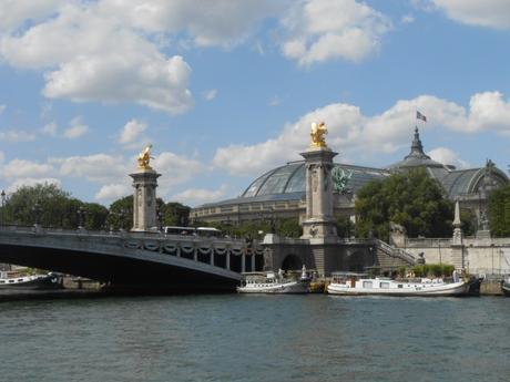 Le Pont Alexandre III, le plus majestueux ? Le Pont Alexandre III, le plus majestueux ?