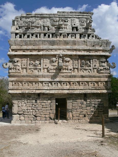 ARCHITECTURE MAYA z46