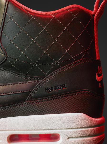 THE NIKE SNEAKERBOOTS HOLIDAY 2015 COLLECTION WMNS HO15_NSW_SNEAKERBOOT_AIRMAX1_W_DETAIL_01_native_600