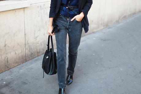 THE BLUE SILK TOP THE BLUE SILK TOP